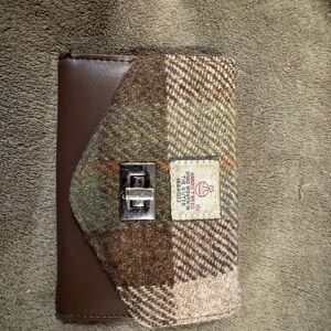 Islander Brown and Tan Wallet